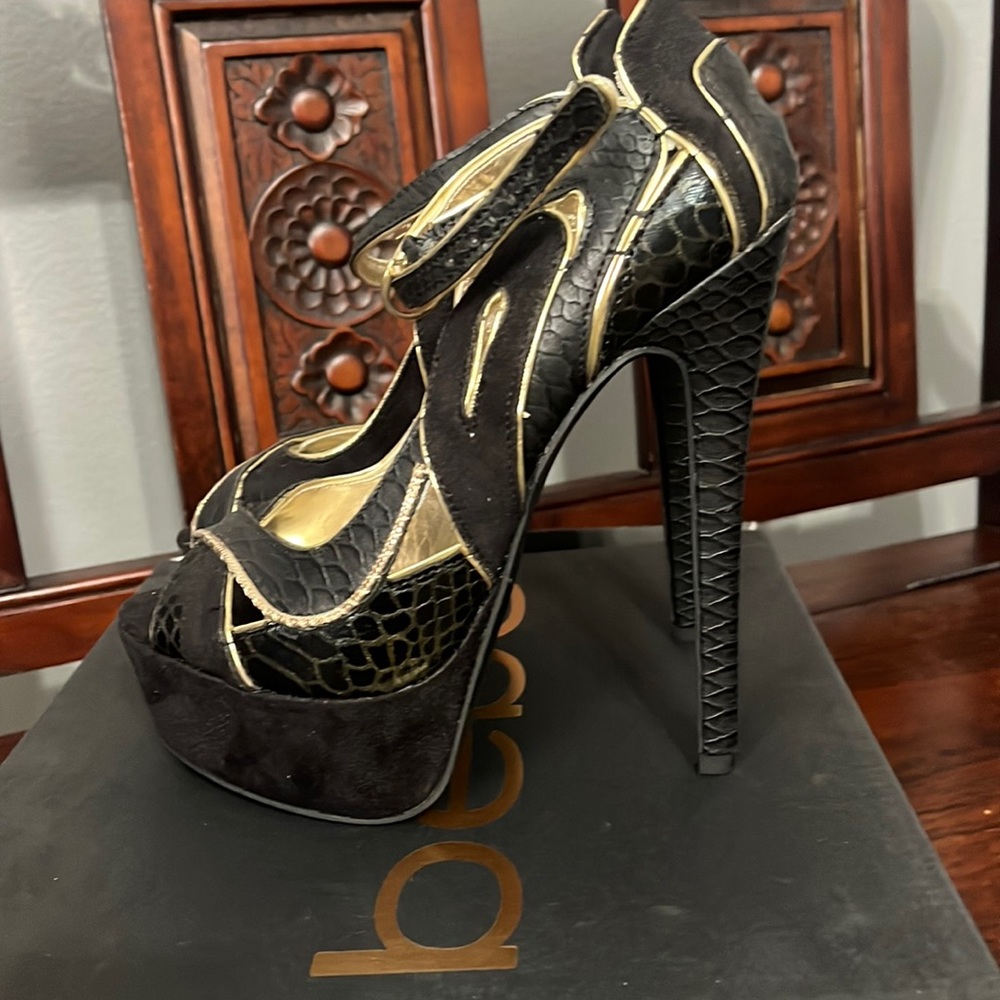 Bebe Platform heels